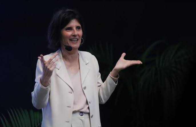 La U-RUS inició su ciclo de conferencias magistrales con Luciana Vázquez  como disertante - 100% SEGURO