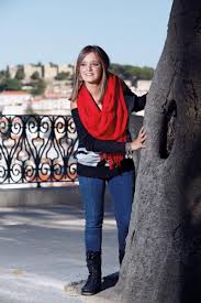 The fourth season of ídolos premiered in september 12, 2010, on sic, with the castings held in lisbon, portugal. Aos 19 Anos Carolina Deslandes Uma Das Finalistas De Idolos Esta A Realizar Um Sonho De Crianca