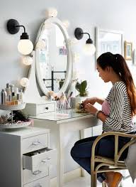 Meja dapur ikea indonesia ikea indonesia temukan koleksi meja dapur dari ikea untuk rumah anda pilih warna dan model yang disuka beli online di sini atau kunjungi toko kami. Meja Persalinan Ikea 38 Foto Meja Putih Untuk Bilik Tidur Dengan Cahaya Dan Cermin Pilihan Di Pedalaman