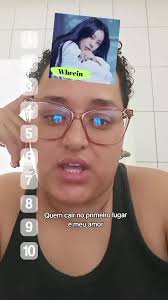 Alexia Fernanda Prado (@nandamoraesprado)