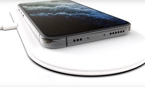 Apple Rumored To Remove The Charging Port On 2021 Iphone Apple Rumors Apple Iphone