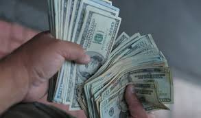 Precio dólar blue actualizado minuto a minuto , tabla de los últimos 10 días y en tiempo real la cotización del dolar hoy. Dolar Blue A La Venta 163 00 Este 20 De Noviembre De 2020 En Argentina La Republica