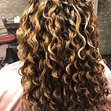 Is Saltwater Actually Bad For Your Hair A Stylist Explains Naturallycurly Com is saltwater actually bad for your hair