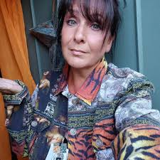 My £10, brand new with tags (tiny bit mental) jacket. RRP £85. Love it or  hate it, all are welcome to comment 😀