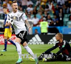 Chuyến bay của đội từ uae trở về có quá cảnh tại đà nẵng. World Cup 2018 Liá»‡u Co Xuáº¥t Hiá»‡n Nhanh Ä'áº¥u Tá»­ Tháº§n Tá»« Vong 16 Ä'á»™i Baotintuc Vn