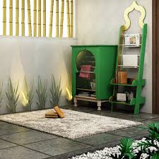 Untuk membuat mushola keluarga di rumah anda silakan pilih tempat yang dapat memberikan kenyamanan ketika hendak maupun saat menunaikan sholat, sehingga kekhusukan dapat anda peroleh. 7 Tips Menyiapkan Ruang Sholat Di Rumah Prodesign