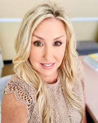 Jolene Lantz's Instagram, Twitter & Facebook