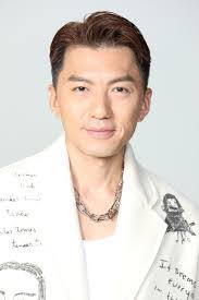 Benjamin Yuen's Instagram, Twitter & Facebook