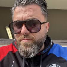 Best Beard Trim near Rose's Barbershop in Martinez, CA