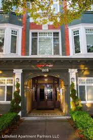 As of july 2021, the average apartment rent in seattle, wa is $1,622 for a studio, $2,242 for one bedroom, $1,582 for two bedrooms, and $3,077 for three bedrooms. Eight Story Annex Planned To Rise Above 19th Ave E Landmark Littlefield Apartments Chs Capitol Hill Seattle