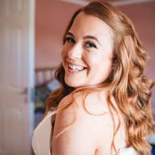 Sinead (Nade) Nic Eoin