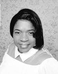 Paulette Fennell's Instagram, Twitter & Facebook