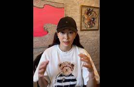 Jun 17, 2021 · 藝人賈永婕近日募資9234萬購買342台「救命神器」hfnc（高流量氧氣鼻導管全配系統），親自配送到各大醫院，善舉大讚賞，卻有部分網友批「分裂台灣」，賈永婕為此難過地在臉書開直播吐露心聲說，「順時中、愛台灣，大家同島一命」，她也強調，不要再說她打臉政府，這不是她做的事。 èª°æ˜¯å‡ºå¾è³ˆæ°¸å©•å…‡æ‰‹ åå˜´èªªè©±äº† å¨›æ¨‚ ä¸­æ™‚æ–°èžç¶²