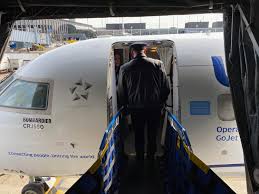 Atualize para uma conta empresarial para mapas em tela cheia, sem anúncios. Exploring United S Swanky New Crj 550 Luxury Regional Jet Live And Let S Fly