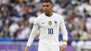 — kylian mbappé (@kmbappe) june 19, 2021 نعى الفرنسي كيليان مبابي مهاجم نادي باريس سان جيرمان، صديقه، مغردا: Ø¢Ø®Ø± Ø§Ù„Ø£Ø®Ø¨Ø§Ø± Ù„Ù€ Kylian Mbappe Ø¥Ø°Ø§ Ù„Ù… ÙŠÙƒÙ† Ù…Ø¨Ø§Ø¨ÙŠ ÙÙŠ Ù…Ø¯Ø±ÙŠØ¯ ÙˆÙ…ÙŠØ³ÙŠ ÙÙŠ Ø¨Ø±Ø´Ù„ÙˆÙ†Ø© ÙÙ…Ù† ÙŠØ´ØªØ±ÙŠ ØªØ°Ø§ÙƒØ± Ø§Ù„Ø¯ÙˆØ±ÙŠ Ø§Ù„Ø¥Ø³Ø¨Ø§Ù†ÙŠ
