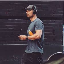 My Nyc Baby Baby Baby Got An Apple Watch Hi Thanks For Joining Grabbed These From Wintersoldier Sebastian Stan Sebastien Stan Bucky Barnes