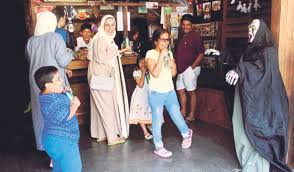 Lembaga pelancongan sarawak (sarawak tourism board). Lembaga Penggalakan Pelancongan Malaysia Sri Sutra Travel