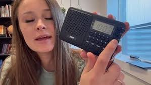 Amazon.com: Pecsu Portable Radio AM FM SW, Digital Shortwave Radio with MP3  Player, Mini Radio Supports USB Stick and Micro SD Card, Built-in Speaker,  Rechargeable Battery Operated (FAS2) : Electronics