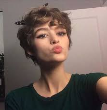 If you are looking for short hairstyles for round faces. 19 Striking Women Hairstyles Edgy Ideas Curly Pixie Hairstyles Pixie Haircut Short Hair Styles