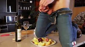 Gay food fetish in hot male masturbation video - XVIDEOS.COM