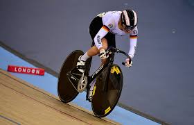 Emma hinze heimatbesuch in hildesheim statt olympia in tokio hildesheimer allgemeine bola voli agustus 02, 2021. Emma Hinze Zimbio