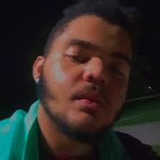 Why does the engine turn off when the choke is turned off?