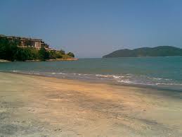 Sobrado localizado na praia da mococa com bela arquitetura, cômodos inferiores totalmente integrados ao excelente casa dentro de condomínio fechado. Praia Da Mococa Em Caraguatatuba Sp Br Mapio Net