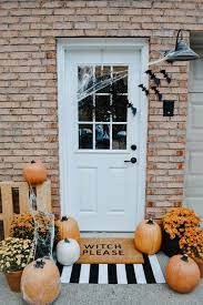 Diy Halloween Door Mat Front Porch House On Longwood Lane Halloween Diy Door Halloween Porch Halloween Door Mat