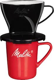 Paper coffee filters come either unbleached or bleached, and both offer certain advantages. Melitta 217915 Coffee Set Coffee Holder For Filter Bags And Porcelain Cup Coffee Filter 1x2 Standard Plastic And Porcelain Black And Red Amazon De Kuche Haushalt