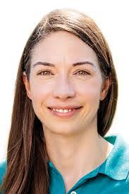 Michelle Pifer's Instagram, Twitter & Facebook