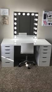 Makeup Room Inspiration I Love This Vanity In My Makeup Room Ikea Alex Drawers Linnmon Table Top By Makeup Room Decor Room Ideas Bedroom Room Inspiration