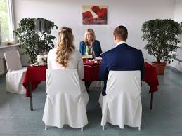 It will be displayed for search results. Hanau Wegen Corona Keine Hochzeiten In Schloss Philippsruhe Hanau