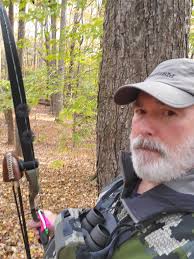 What arrow recommendations are suitable for an older bear grizzly shooting  45lbs at 28 inch draw?