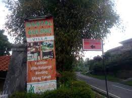 Harga promo murah mulai dari rp 225.000 disertai review, alamat lokasi, dan peta. Depan Hotel Bantal Guling Picture Of Bantal Guling Villa Bandung Tripadvisor