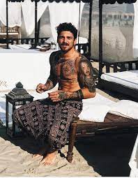 L'ex tronista e la fidanzata arianna sono. Chi E Andrea Cerioli Da Uomini E Donne A Temptation Island Vip Il Tentatore Con Un Passato Tra Gioie E Dolori Gallery