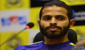 شارك مع المنتخب السعودي لكرة القدم،. Ø±Ø¦ÙŠØ³ Ø§Ù„Ù†ØµØ± Ø§Ù„Ø³Ø¹ÙˆØ¯ÙŠ ÙŠÙˆØ§Ø³ÙŠ Ø£Ø­Ù…Ø¯ Ø§Ù„ÙØ±ÙŠØ¯ÙŠ ÙÙŠ ÙˆÙØ§Ø© ÙˆØ§Ù„Ø¯Ù‡ ØµÙˆØª Ø§Ù„Ø§Ù…Ø§Ø±Ø§Øª
