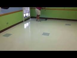 Learn How To Seal Wax And Maintain A New Vct Garage Floor With These Easy To Understand Methods Also How To Stri House Flooring Flooring Refinishing Floors