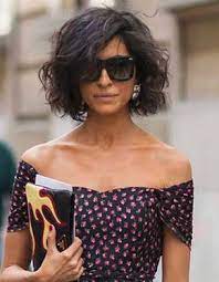 A Very Chic Wavy Bob Wavy Hair The 30 Most Beautiful Pinterest Photos She Bob Hairstyles For Thick Thick Hair Styles Haircut For Thick Hair
