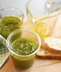 Basilikum Pesto Rezept Basilikum Pesto Basilikum Pesto Rezept Essen Und Trinken