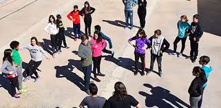 Es una actividad en la que se usa un pañuelo para tapar los ojos de un. Hay Que Proteger El Juego Tradicional Porque Genera Valores De Maxima Necesidad