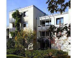 Obergeschoss eines gepflegten mehrfamilienhauses mit aufzug. 3 Zimmer Wohnung Zu Vermieten Beuthener Str 13 75181 Pforzheim Buckenberg Mapio Net