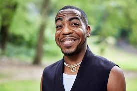 780+ Peace Sign Necklace Stock Photos, Pictures & Royalty-Free Images