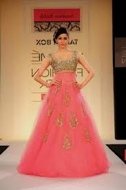 Indian Evening Gowns For Wedding Reception Eveningdresses For Indian Evening Gown Indian Bridal Fashion Indian Bridal