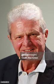 28 Photos & High Res Pictures