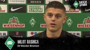 Der von zahlreichen nationalen (unter anderem bvb und fc bayern) und internationalen topklubs (fc liverpool) umworbene angreifer ist fest entschlossen. Milot Rashica Stellt Sich Vor Werder Ist Ein Grosser Verein Youtube