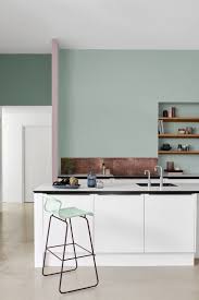 pin op kleur groen interieur green interior
