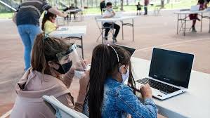 Ya son 25 en la región que han adoptado medidas de seguridad para este retorno gradual y voluntario. Argentina Inicia El Regreso Progresivo A Clases En Medio De La Pandemia