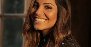 Gabriela rocha corrêa, mais conhecida como gabriela rocha (são paulo, 13 de março de 1994) é uma cantora brasileira de música cristã contemporânea. Gabriela Rocha Discografia 2012 2016 Download Mpb