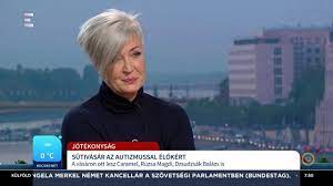 Born 30 october 1978) is a hungarian politician, who has been minister of foreign affairs and trade since 23 september 2014. Jotekonysagi Sutivasarral Gyujtenek Az Autizmussal Eloknek Szijjarto Nagy Szilvia Echo Tv Youtube
