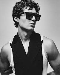 𝐈𝐍𝐒𝐈𝐃𝐄 𝐇𝐎𝐎𝐊 ✨ 𝑴𝒊𝒕𝒄𝒉𝒆𝒍𝒍 𝑪𝒐𝒄𝒉𝒓𝒂𝒏 (@mitchelljcochran)  in @dolcegabbana for @insidehook ♠️ ㅤ 📸 @markgrgurich 💆‍♂️ @valissayoe 🫶  @t.lans @thesocietynyc ㅤ #MitchellCochran #InsideHook #DolceGabbana  #WilsonModels